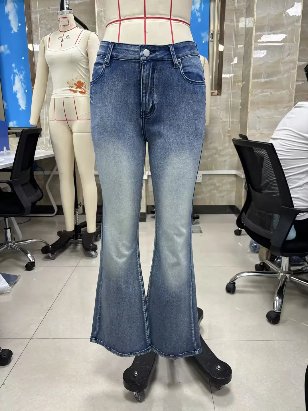 Women Vintage y2k Flared Jeans Retro Button-up Low Rise Casual Denim Pants Harajuku 2000s Aesthetic Trousers Basic Jeans